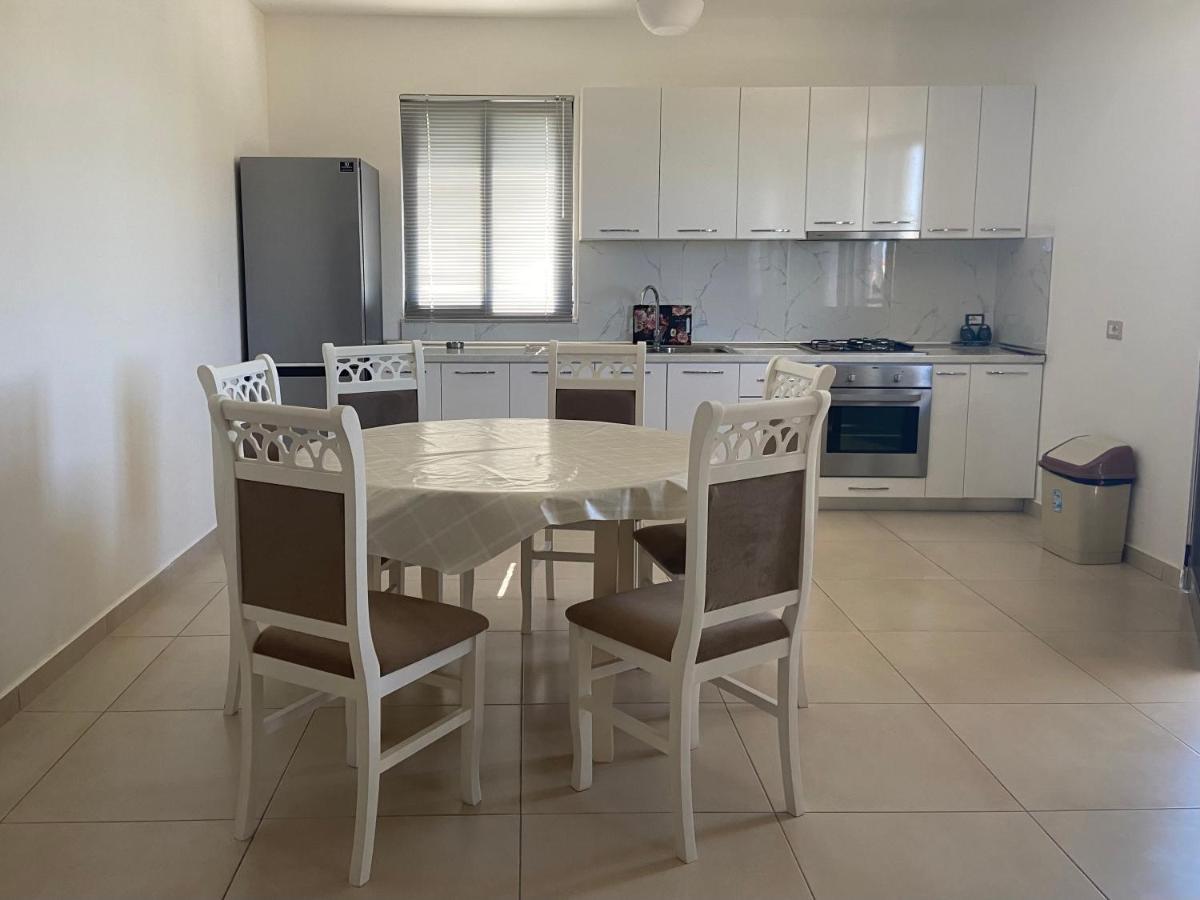 Baks-Rrjoll Apartment Sun Roll מראה חיצוני תמונה