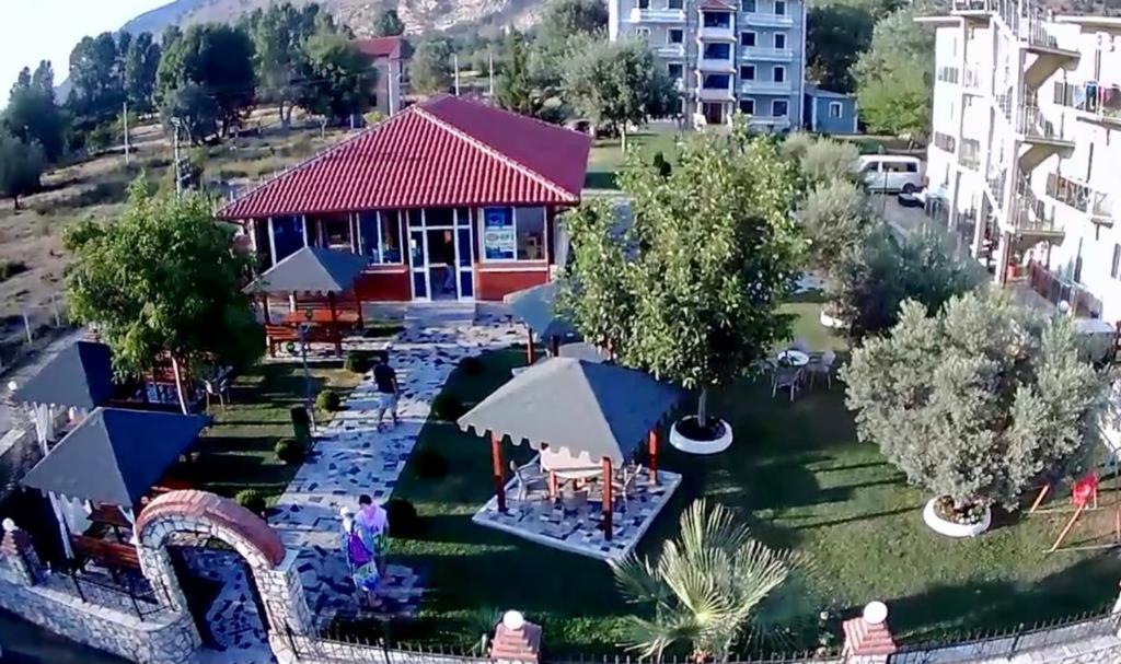 Baks-Rrjoll Apartment Sun Roll מראה חיצוני תמונה