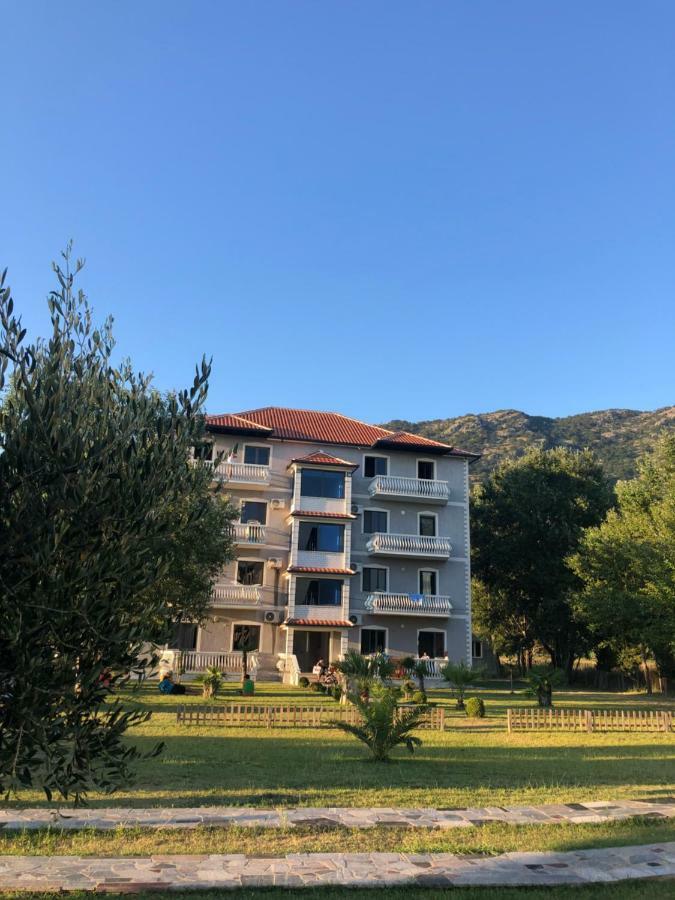 Baks-Rrjoll Apartment Sun Roll מראה חיצוני תמונה